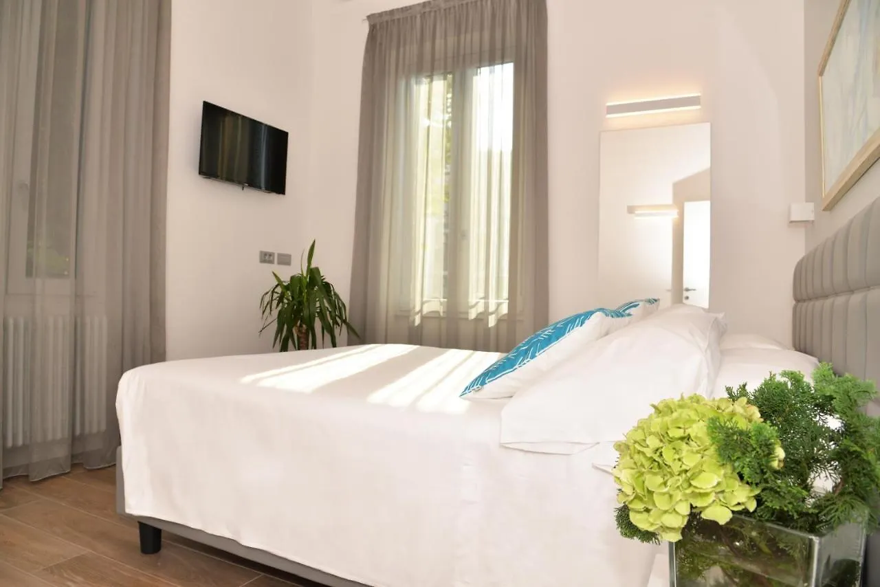 Hotel Quarcino Como